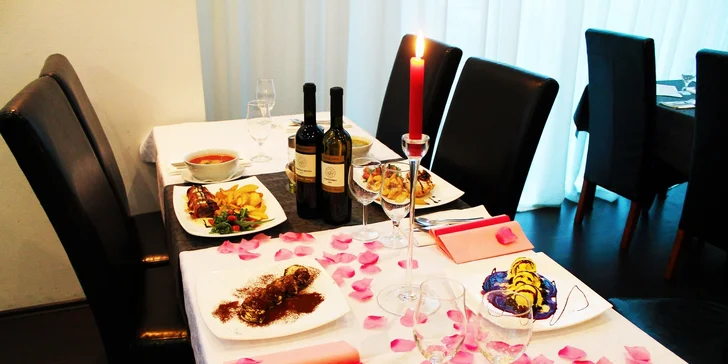 3-chodové menu pre 2 osoby s vínom podľa vlastného výberu