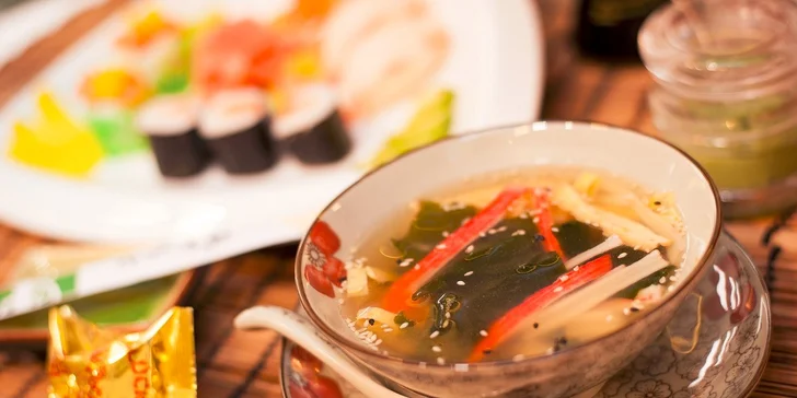Výborné SUSHI v Sushi bare Sunshine v Auparku