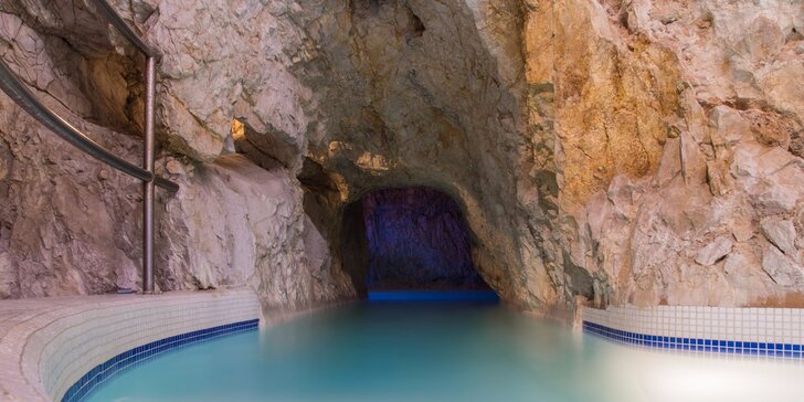 Spestrite si víkend výletom do Maďarska, navštívime Stredoveký hrad Diósgyőr a mesto Miskolc s jaskynnými kúpeľmi