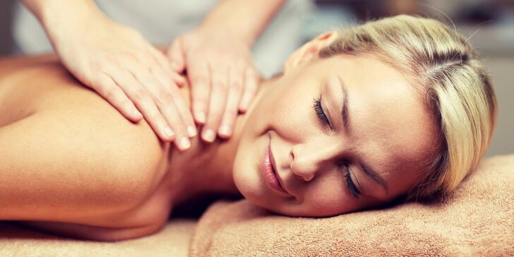 Masáž lávovými kameňmi, aromaterapeutická alebo klasická masáž