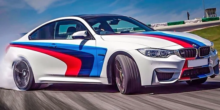 Jazda na BMW, Mitsubishi či Porsche ako vodič alebo spolujazdec