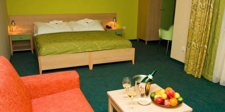 Valentínsky pobyt s gurmánskym romantickým menu a privátnym wellness, pár minút od centra Bratislavy!