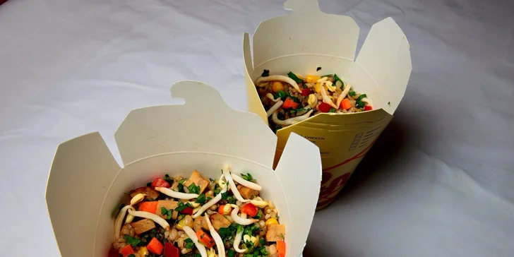 Zdravý veggie veľký a malý WOK v Brownjoy. TAKE AWAY!