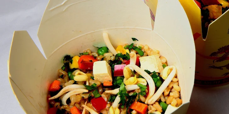 Zdravý veggie veľký a malý WOK v Brownjoy. TAKE AWAY!