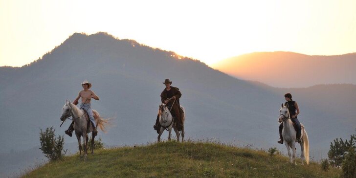 Doprajte si relax v nádhernej prírode na Ranchi Amadeus s jazdou na koni