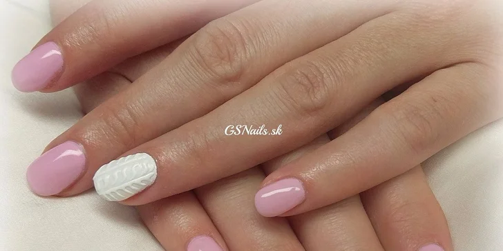 Oživte svoje ruky so Shellac manikúrou