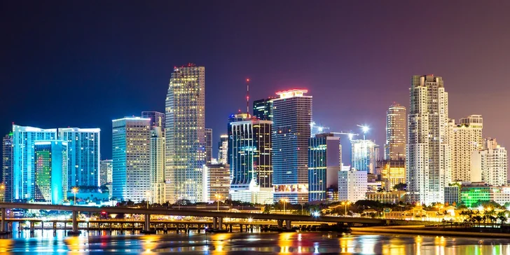 FLORIDA! Nezabudnuteľná dovolenka v súkromnej vile s bazénom pre 2 osoby