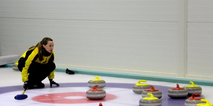 Curling - tímová zábava pre 6-10 ľudí, už od 6 € na osobu!