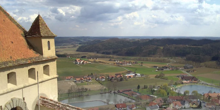 Čarodejnicke procesy na hrade Riegersburg a neobmedzená ochutnávka čokolády v továrni ZOTTER