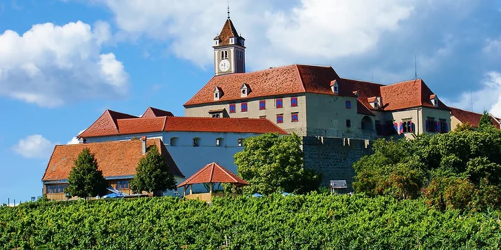 Čarodejnicke procesy na hrade Riegersburg a neobmedzená ochutnávka čokolády v továrni ZOTTER