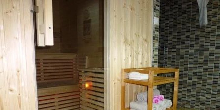 Privátny vstup do sauny pre dvoch alebo terapeutická masáž