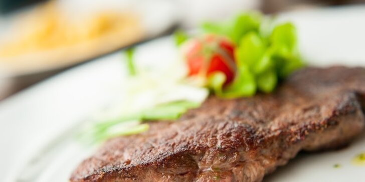 Skvelý rump steak v Cafe – Restaurant LOKÁL