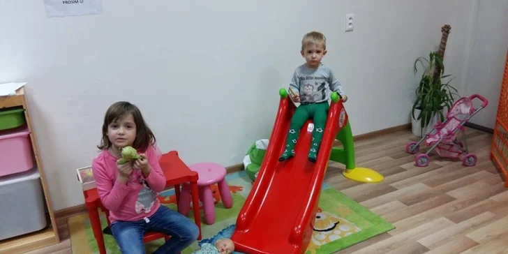 Kebab v žemli alebo v tortille + nápoj. Najväčší kebab v meste robia nepočujúci!
