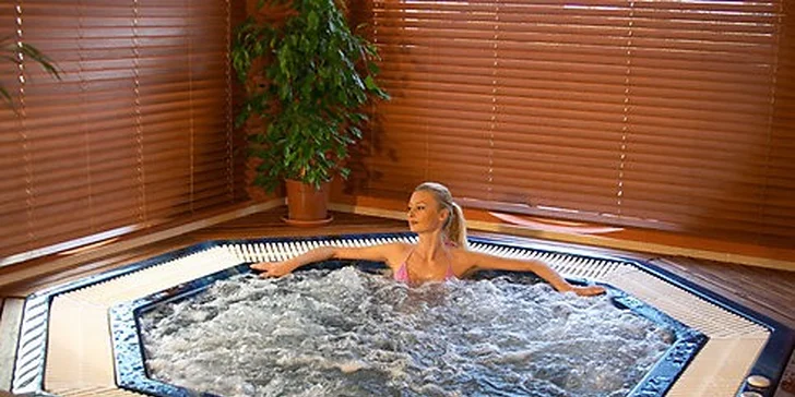 Wellness & aquapark pobyt v Bešeňovej s až 50 % zľavou do GINO PARADISE