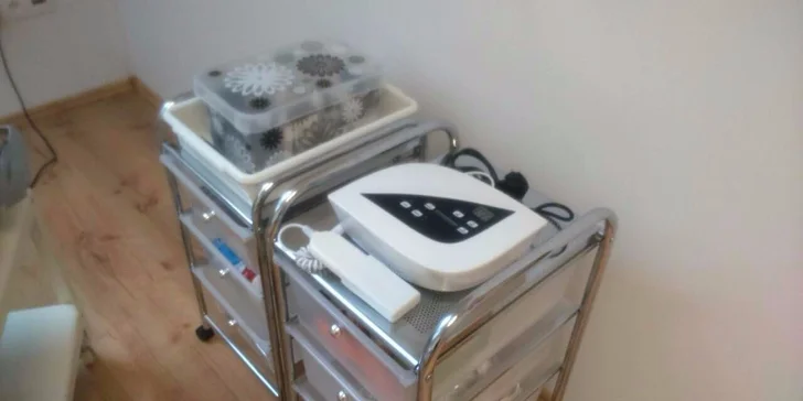 Luxusná starostlivosť o pleť so Skin Scrubberom a prístrojom IPL Alfa