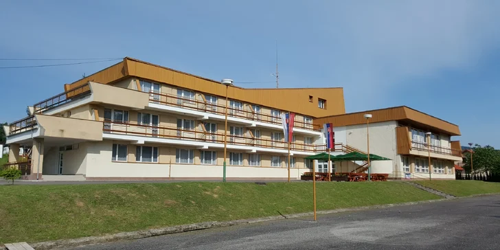 Bowling na 1 alebo 2 hodiny v Hoteli Baník v Nitrianskom Rudne