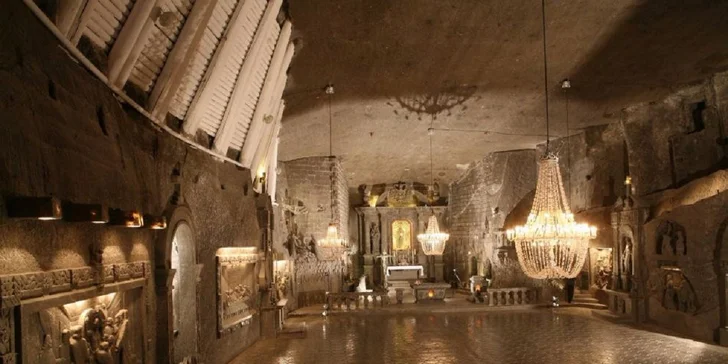 LAST MINUTE - Kráľovské mesto Krakow a najväčšia európska soľná baňa Wieliczka, bez nástupných poplatkov, 2-dňový poznávací zájazd