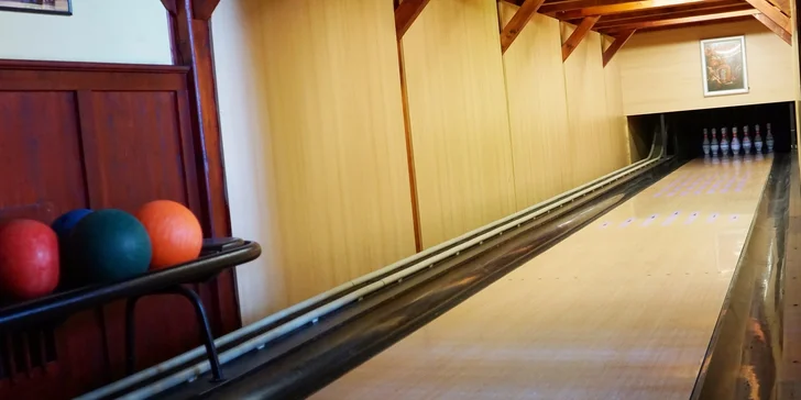 Zahrajte si bowling, vychutnajte si rebierka, osviežte sa pivom!