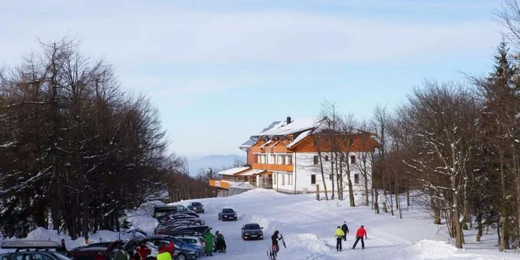 Wellness & Šport alebo Ski pobyt priamo na svahu v modernom penzióne GULDINER*** na vrchole Kremnických vrchov vo výške 1205 m n. m.