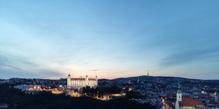 Najkrajší pohľad na Bratislavu z exkluzívnej vyhliadkovej veže UFO watch.taste.groove.