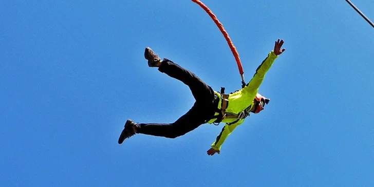 Bungee katapult – leťte až do výšky takmer 40 metrov