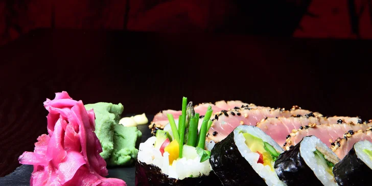 Steak z tuniaka s Yasai Roll a Cuma šalátom v EDO-KINE
