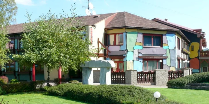 Jarný wellness pobyt a turistika pod Veľkou Fatrou v apartmánoch hotela Áčko ***