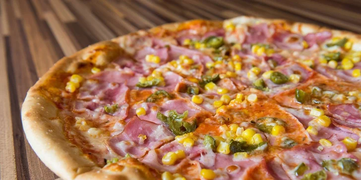 Až 3 x pizza podľa vášho vyberu s krabicou aj donáškou