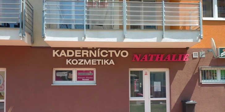 Diamantová mikrodermabrázia a omladenie s kolagénom