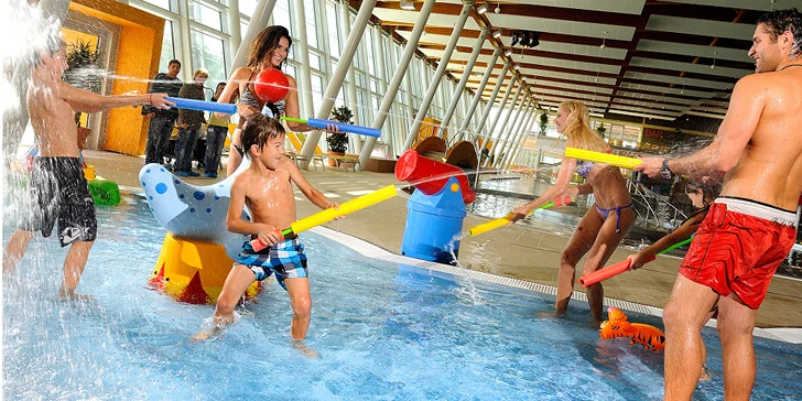 Celodenný vstup do Aqualand s možnosťou procedúry, dezertu alebo wellness