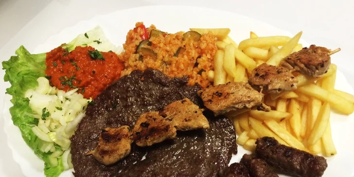 Chorvátske špeciality! Pleskavica, ražniči, čevapčiči, hranolčeky, ajvar a džuveč