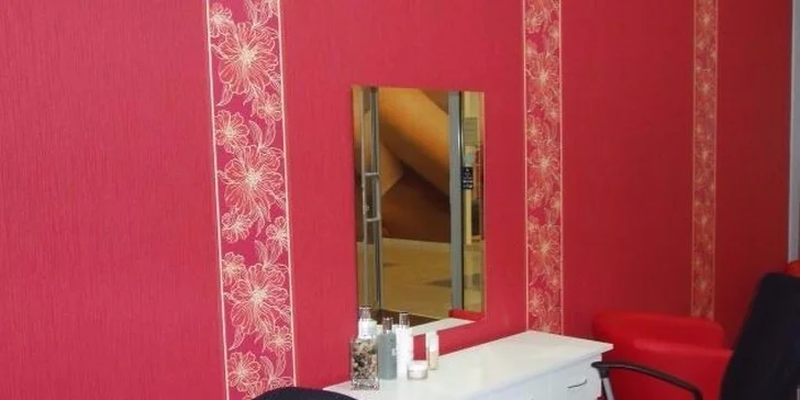 Permanentný make up obočia špeciálnou čepieľkovou 3D technikou
