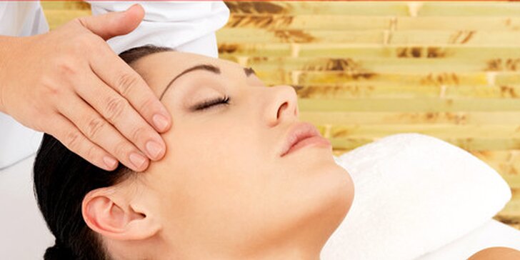 Klasická masáž alebo medová masáž tváre, alebo masáž hlavy