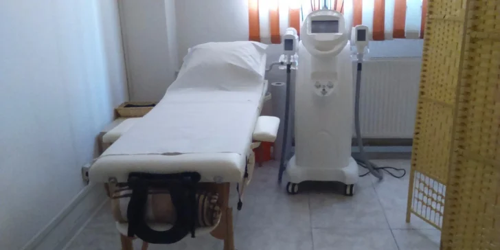 Zázračne mrazivá kryolipolýza, vibračná plošina, lipolaser a výhodné permanentky