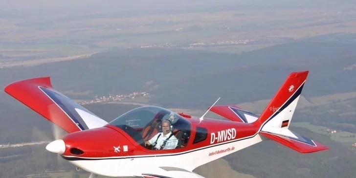 Prelet nad Bratislavou, Košicami či Prešovom s možnosťou pilotovania