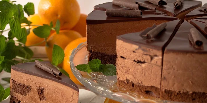 Božské cheesecakes a sladké torty s dovozom