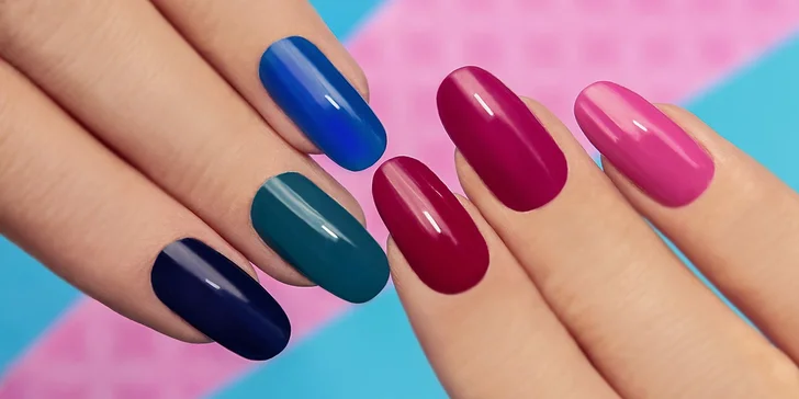 Oživte svoje ruky so Shellac manikúrou či gelovými nechtami