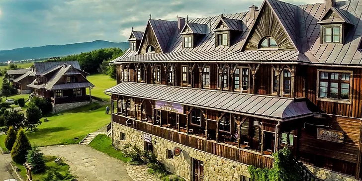 Romantika, luxus, ticho a pokoj uprostred troch národných parkov v historických vilách pre 2 osoby s polpenziou, 20 km od hraníc!