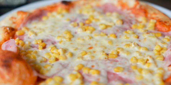 Pizza podľa vlastného výberu v Reštaurácii Fantozzi. Aj s donáškou!