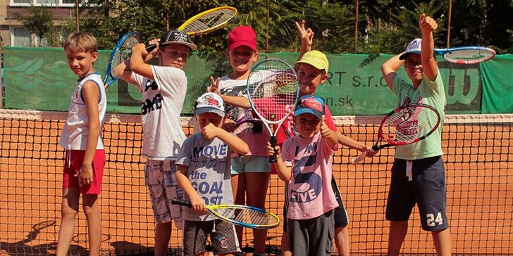 5-dňový denný tenisový tábor pre deti od 4 do 14 rokov. Leto 2016!