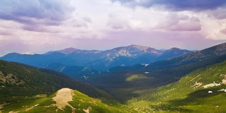 Nádherná príroda, dokonalý pokoj, čerstvý horský vzduch, bohaté možnosti turistiky a komfortné ubytovanie s polpenziou v Nižnej Boci!