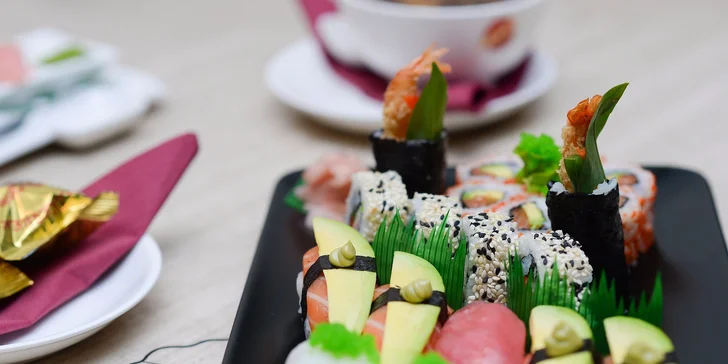 Výborné SUSHI v Asian Restaurant Sunshine v Auparku