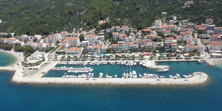 Slnečná dovolenka vo Vila Mare v obľúbenom Tučepi, Chorvátsko