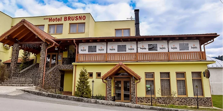 Nechajte sa zlákať skvelým jedlom, súkromným hotelovým wellnessom a čarovnou prírodou Nízkych Tatier, pobyty platné až do konca leta!
