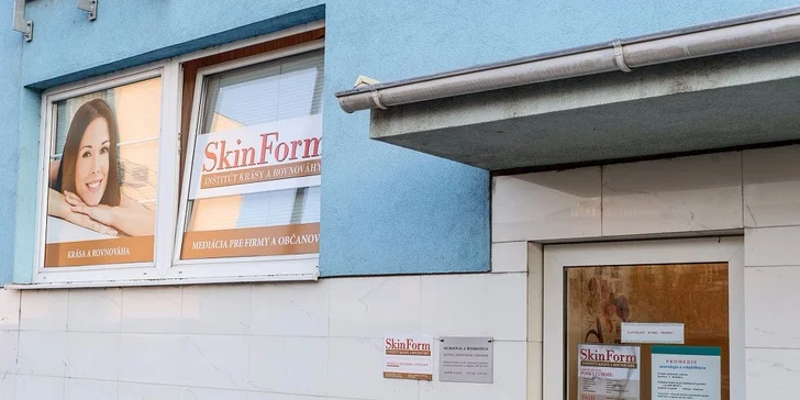 Permanentný make up obočia, liniek a pier