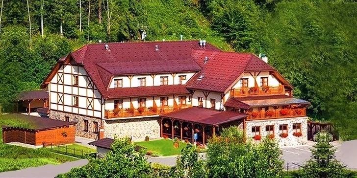 Jarný wellness pobyt pre páry aj rodiny v hoteli Gobor*** v Západných Tatrách + 1 dieťa do 12 rokov zdarma!