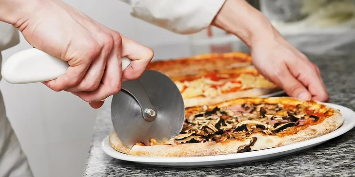 TOP Pizza Classic s pivom, kofolou alebo vineou