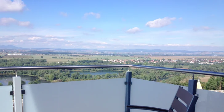 Panoramatický wellness pobyt pre dve osoby s bohatou polpenziou na úpätí inoveckých vrchov