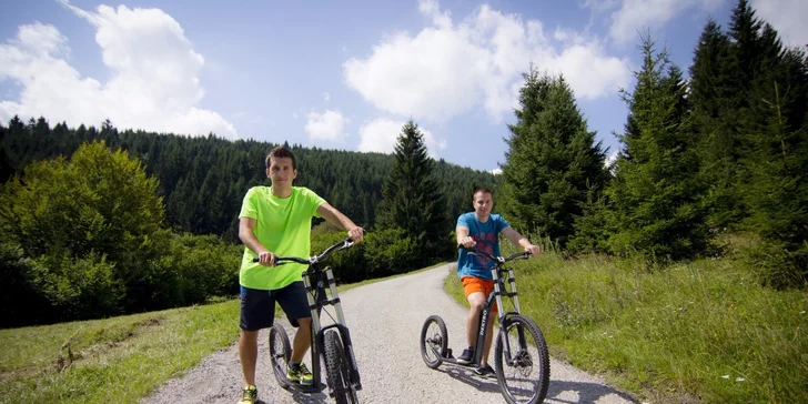 Lanovka a adrenalínová jazda na kolobežkách z Malina Brda
