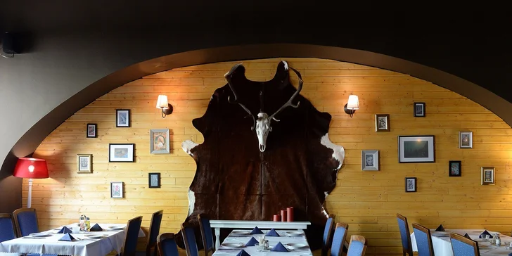 Exkluzívne menu v centre Starého mesta. Dajte si grilovaného lososa alebo jelení steak!